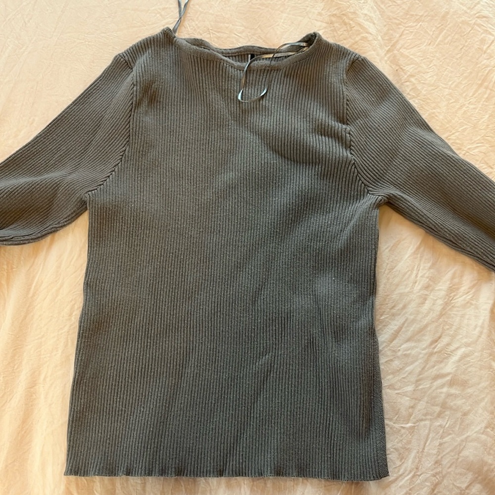 Pacsun sweater